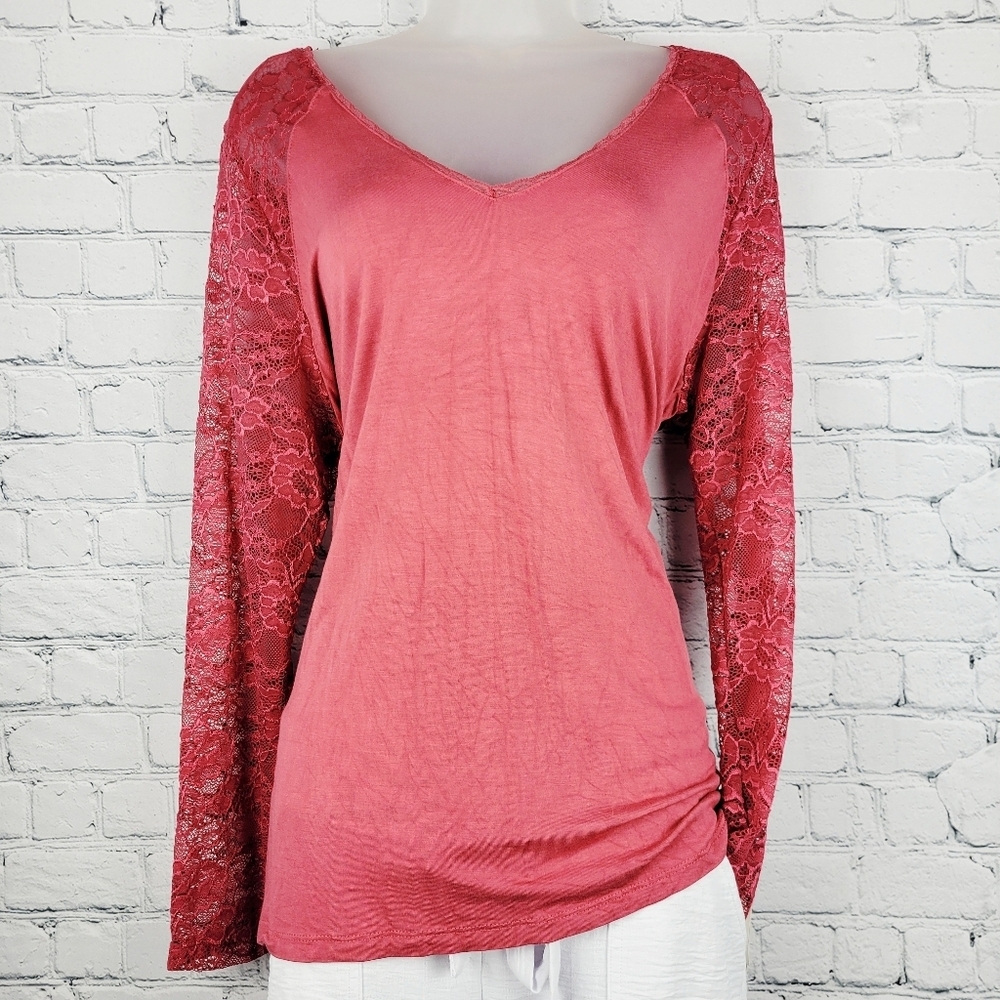 Torrid Size 0 Lace Sleeve Long Sleeve Top